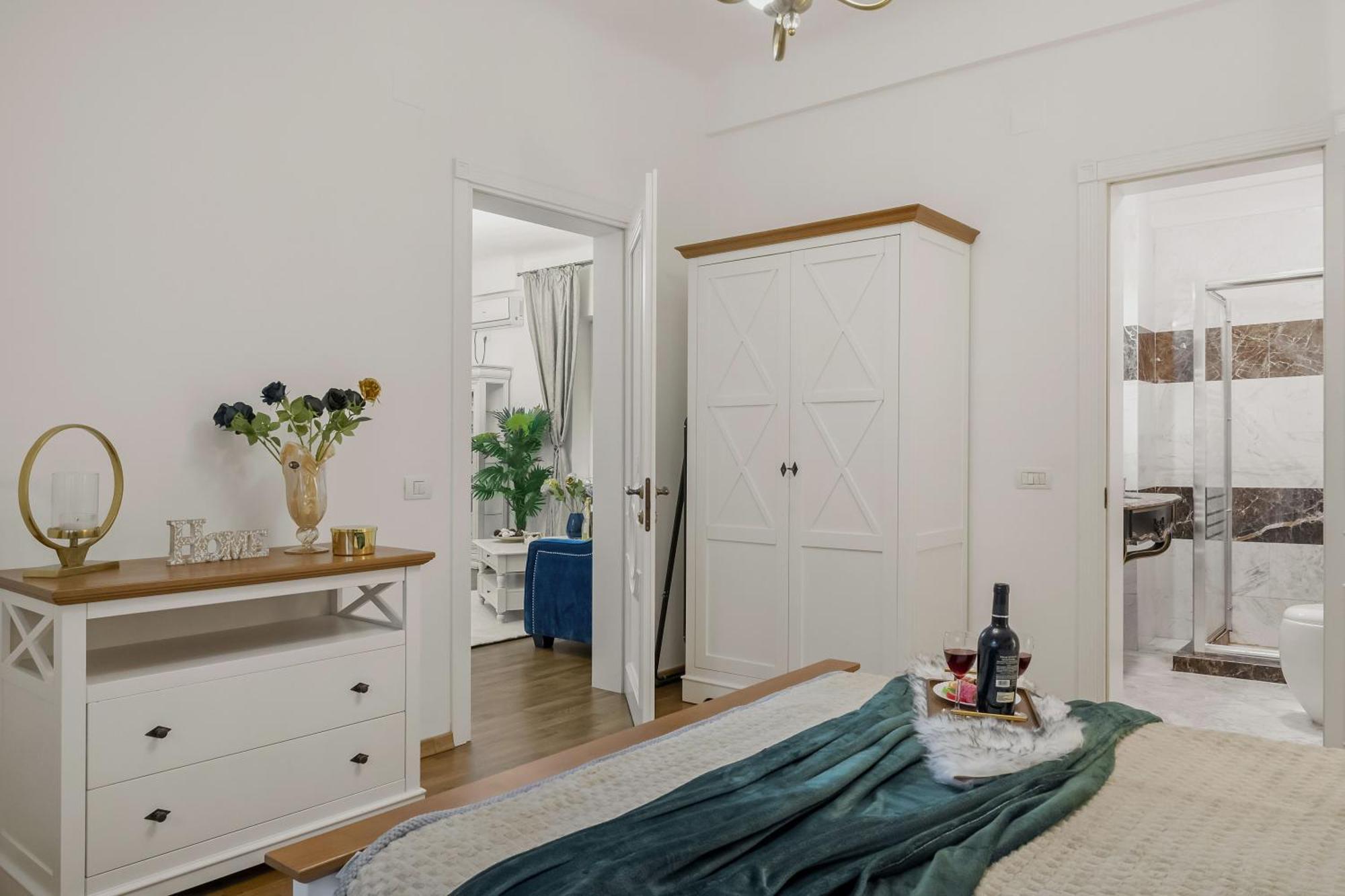 Sweet Luxury Three Rooms Apartment City Center Universitate บูคาเรสต์ ภายนอก รูปภาพ