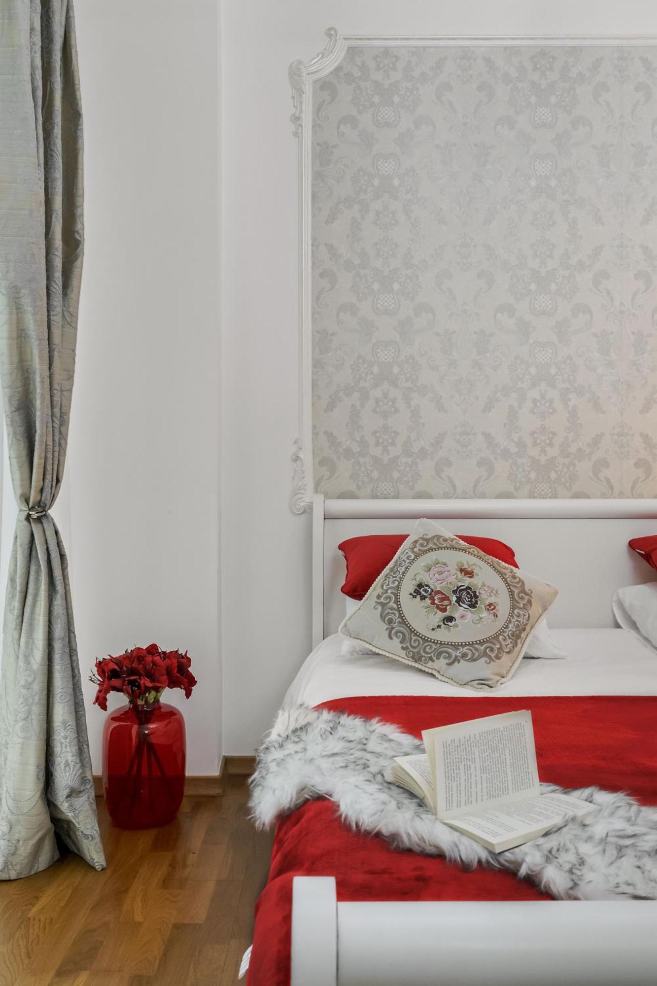 Sweet Luxury Three Rooms Apartment City Center Universitate บูคาเรสต์ ภายนอก รูปภาพ