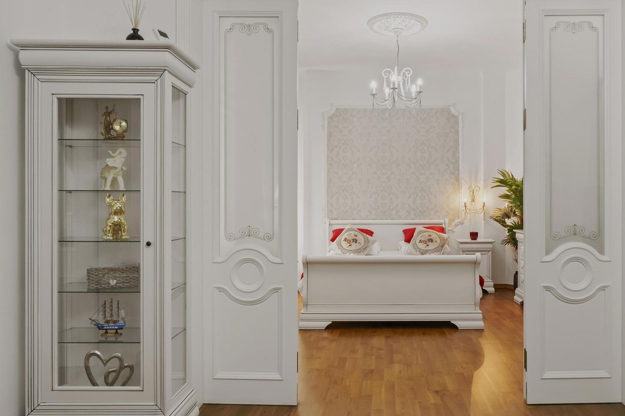 Sweet Luxury Three Rooms Apartment City Center Universitate บูคาเรสต์ ภายนอก รูปภาพ