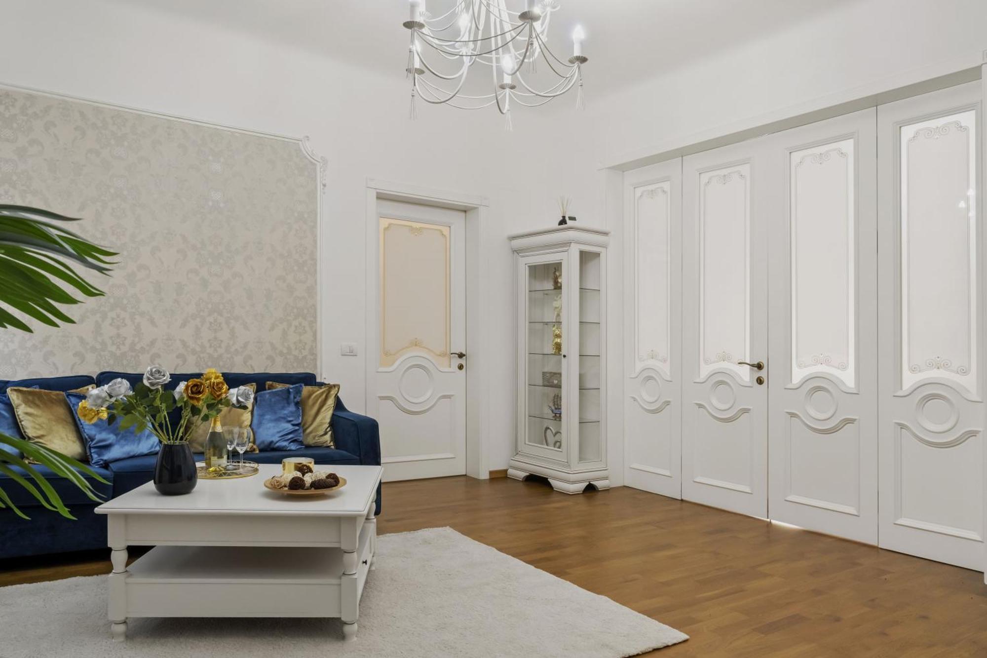 Sweet Luxury Three Rooms Apartment City Center Universitate บูคาเรสต์ ภายนอก รูปภาพ