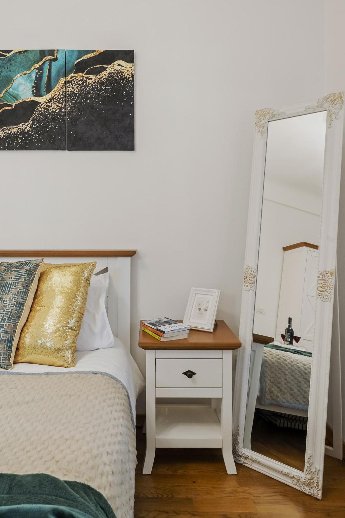 Sweet Luxury Three Rooms Apartment City Center Universitate บูคาเรสต์ ภายนอก รูปภาพ